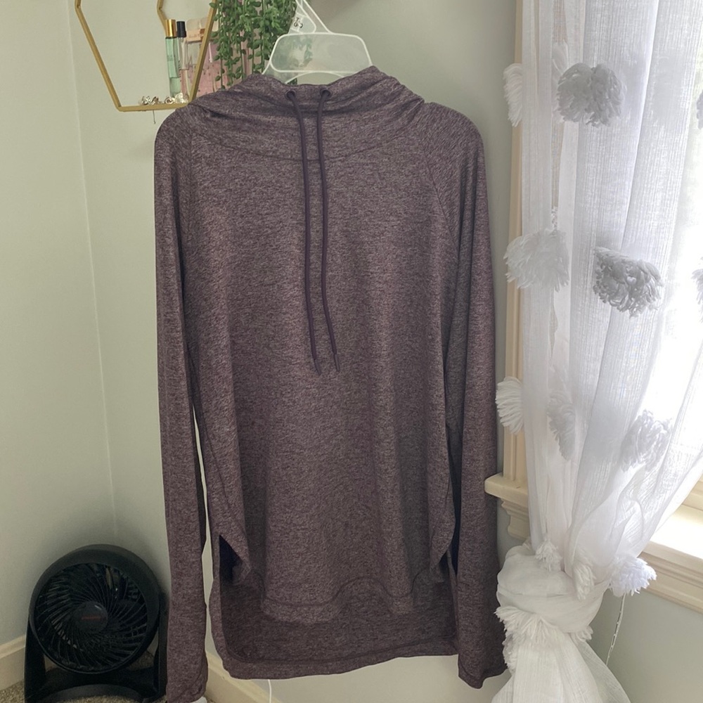Long sweatshirt